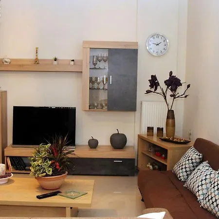 An Ideal 3 Bedroom In - Crete Apartmán