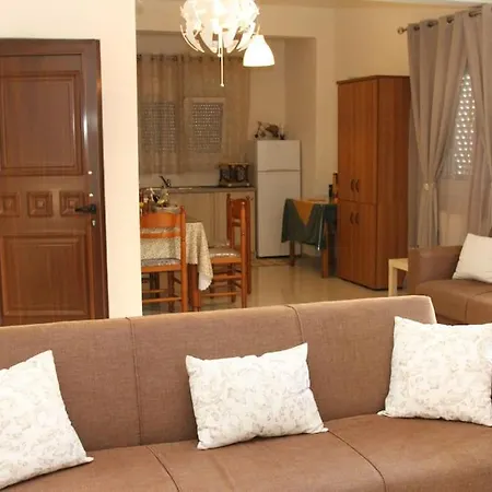 Lejlighed An Ideal 3 Bedroom In - Crete *