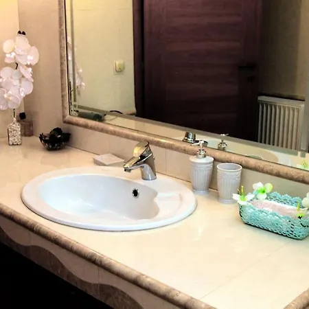 An Ideal 3 Bedroom In - Crete